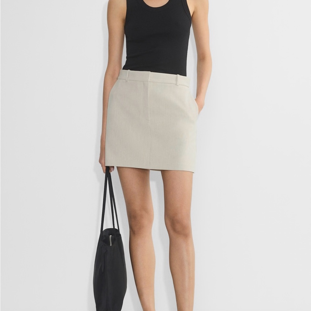 Aritzia Babaton Skirt
